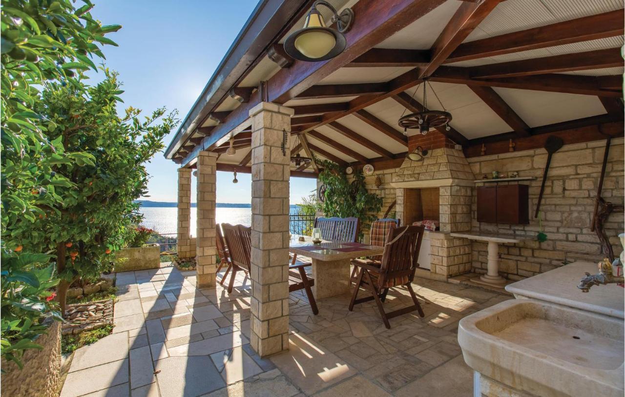 Stunning Apartment In Piran With Kitchen Zewnętrze zdjęcie